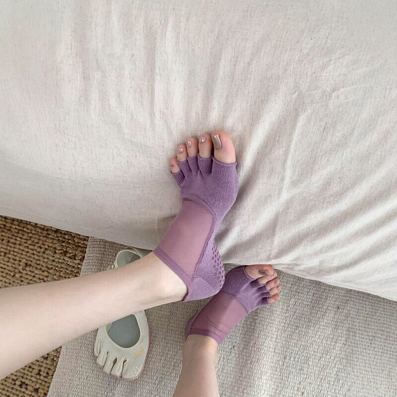 جوارب شبكية قابلة للتنفس مفتوح - مراجعة Yoga Toe Separator وسعره