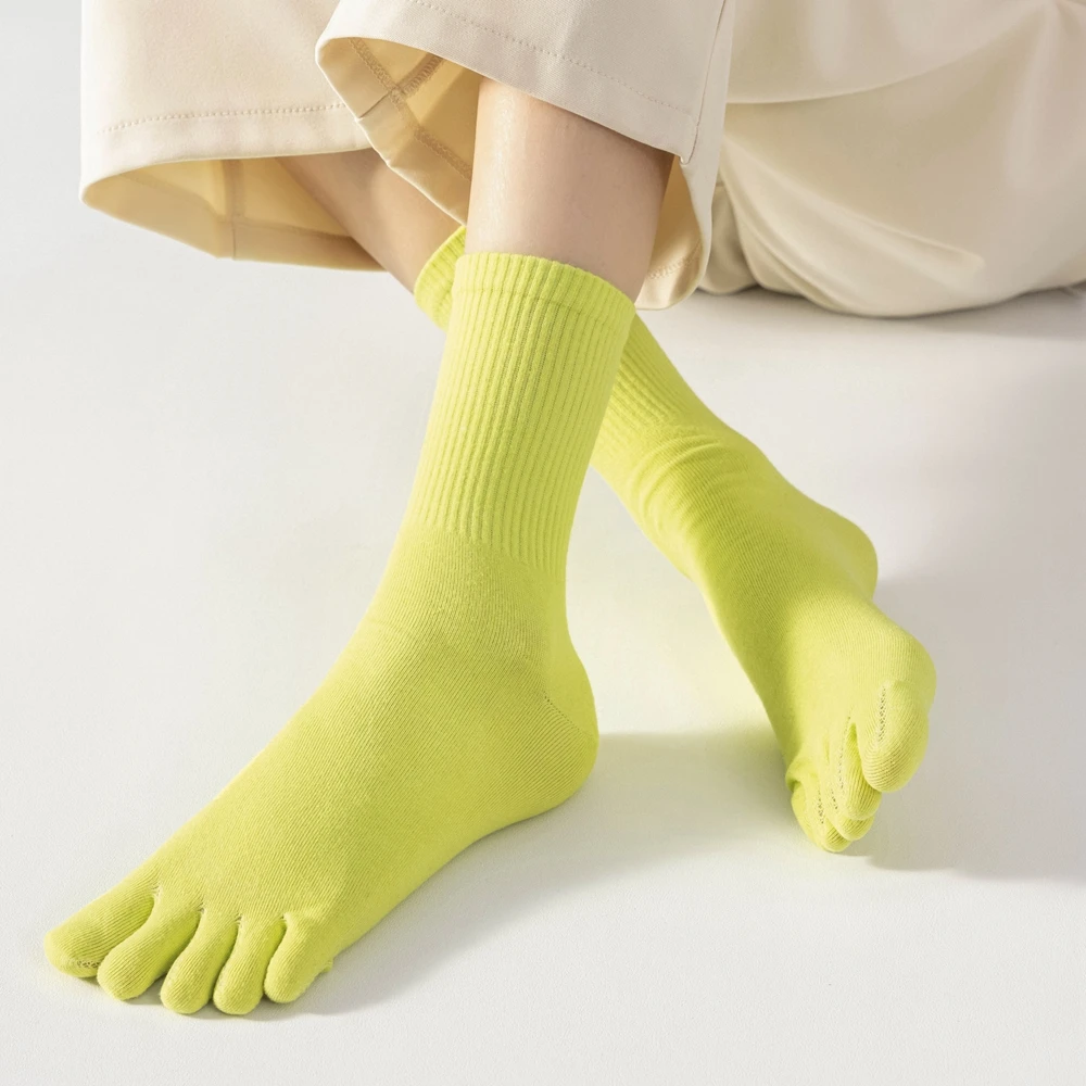 5 أو 10 أزواج من الجوارب الريا - مراجعة Yoga Toe Separator وسعره
