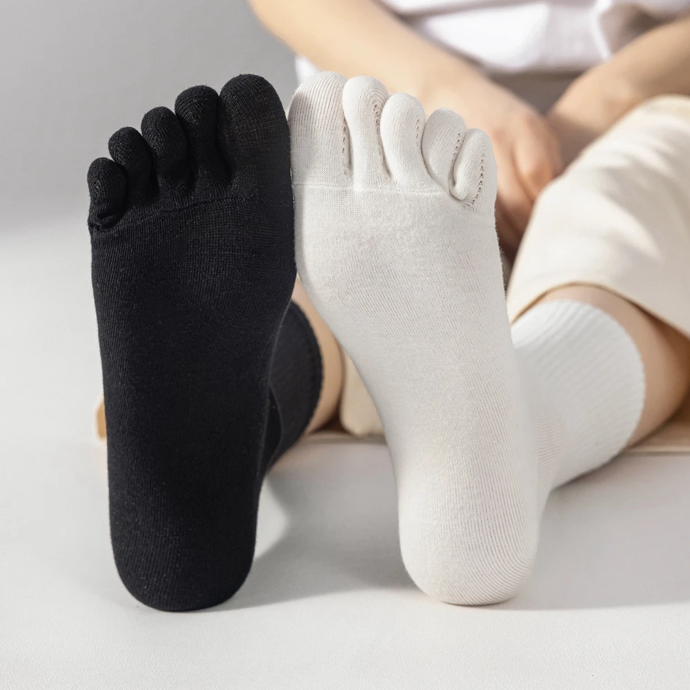 5 أو 10 أزواج من الجوارب الريا - مراجعة Yoga Toe Separator وسعره