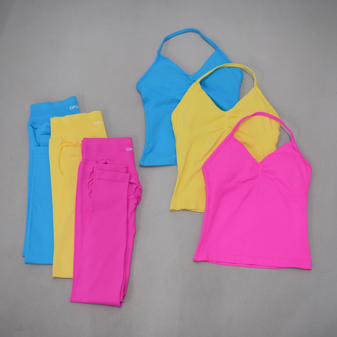 بدلة رياضية نسائية من قطعتين ب - مراجعة Ankle Weights وسعره